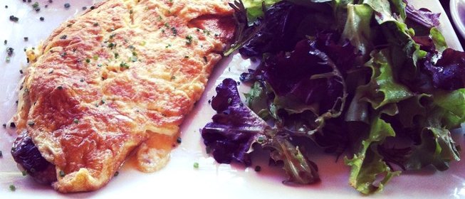 Омлет с грибами и сыром