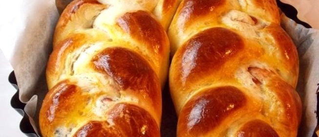 Хала со сливовым повидлом