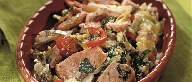 Свинина, тушенная с овощами