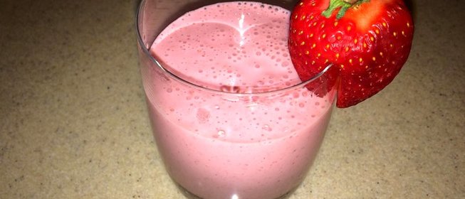 Клубничный смузи