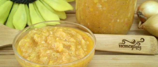 Кабачковая икра с майонезом и луком