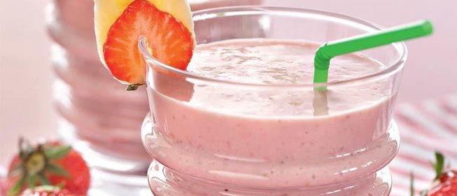 Бананово-клубничный смузи