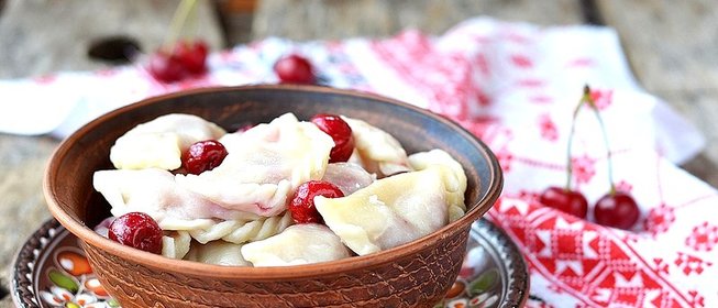 Вареники с черешней