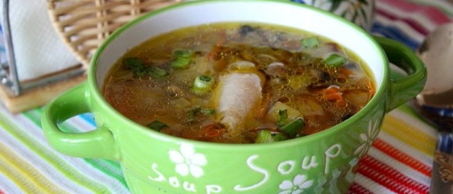 Куриный суп с рисом и шампиньонами