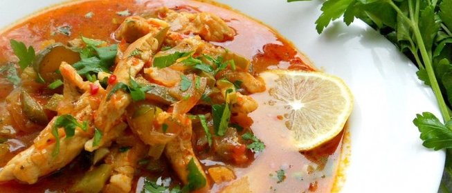 Свинина в остром томатном соусе