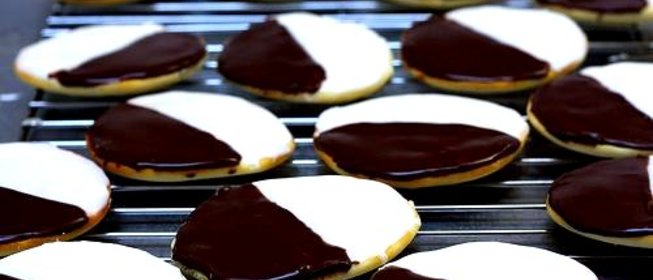 Черно-белое печенье