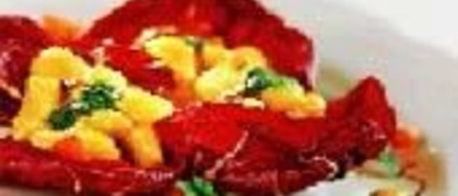 Клецки в соусе из сладкого перца