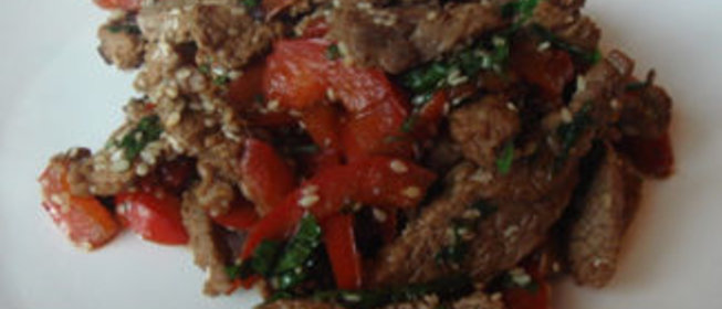 Говядина с кунжутом