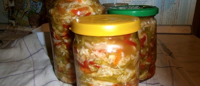 Капуста квашеная с помидорами и сладким перцем