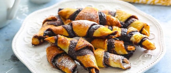 Рогалики с начинкой из какао