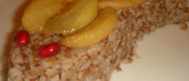 Гречка с корицей и грушей в сиропе