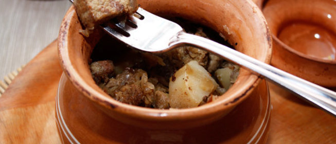 Говядина в горшочках