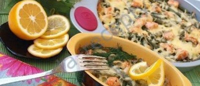 Рисовая запеканка с лососем и фасолью