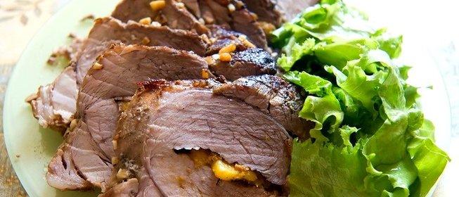 Свинина с персиками