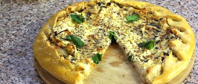 Необычайно вкусный пирог с козьим сыром