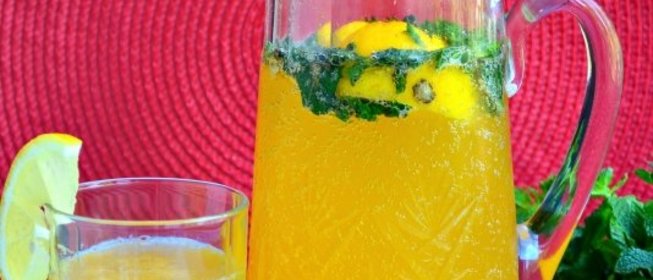 Абрикосовый лимонад с мятой