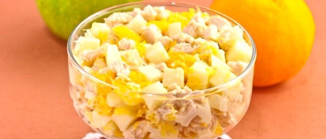 Салат с куриным филе и апельсинами