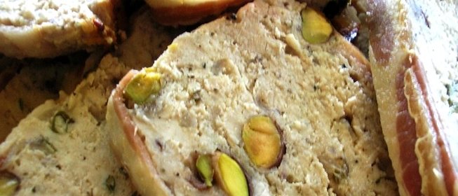 Запеканка с фисташками