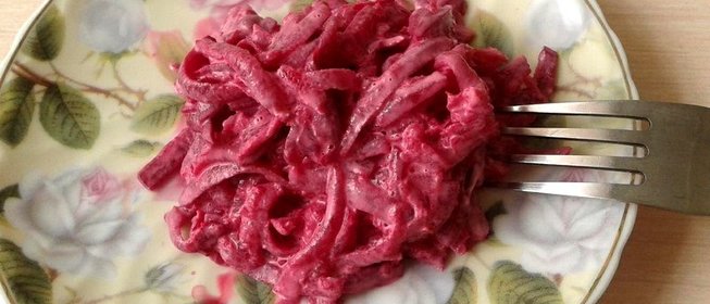 Вареная свекла с чесноком и майонезом