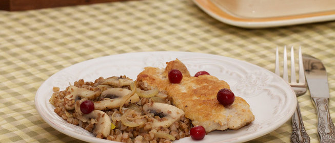 Гречка с грибами и отбивной