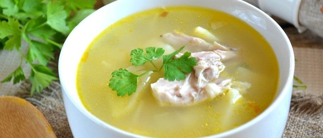 Куриный суп с вермишелью
