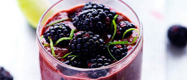 Ежевичный смузи с лаймом