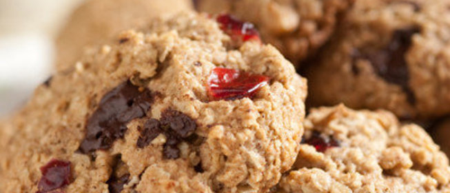 Овсяное печенье с клюквой и медом