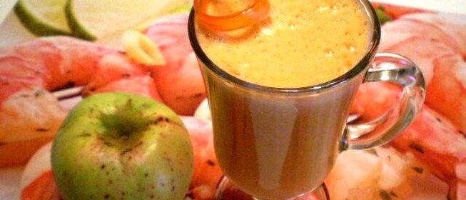 Сок морковно-яблочный с имбирем