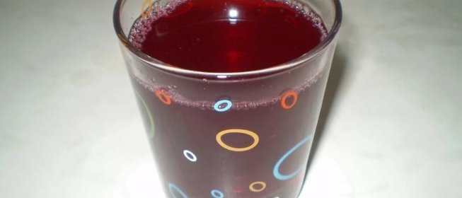 компот из вишни с косточками