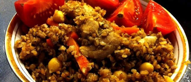Плов из гречки с курицей
