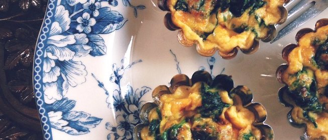 Омлет со шпинатом и черри в духовке