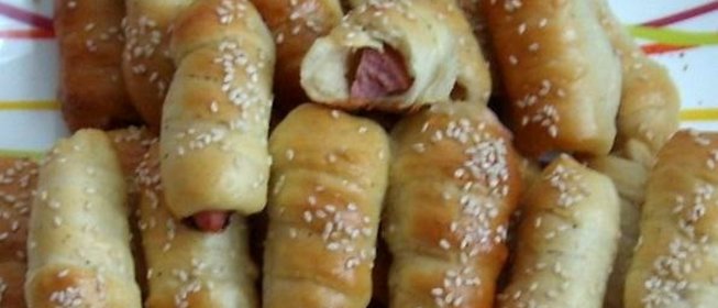 Сосиски мини в тесте
