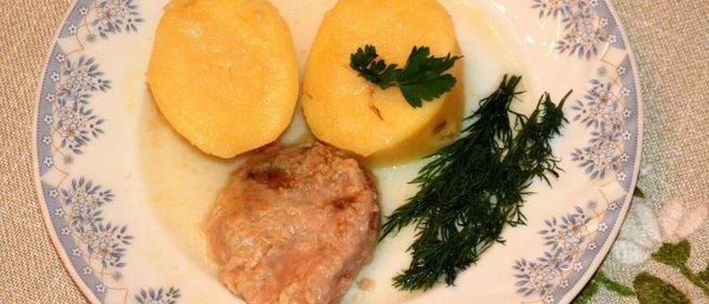 Говядина с картошкой тушеная