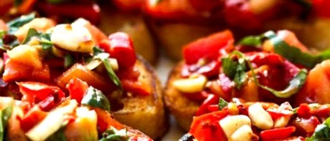 Торжественно-красная брускетта