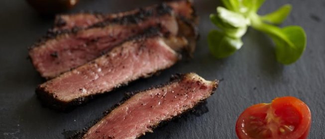 Стейк с кофейной корочкой