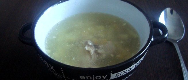 Куриный супчик с зеленым горошком