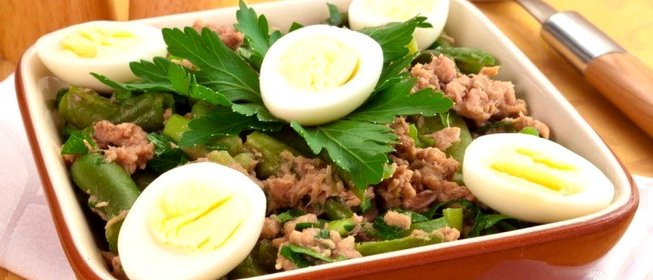 Салат с тунцом и стручковой фасолью