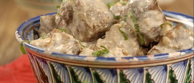 Говядина в ореховом соусе