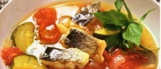 Рыбный суп с кабачками цуккини