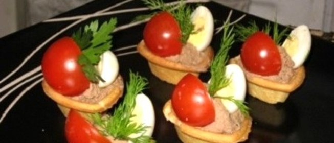 Тарталетки с куриной печенью