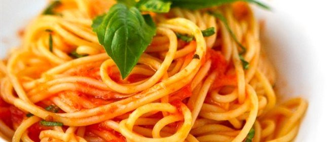 Томатный соус с апельсинами и хмели-сунели