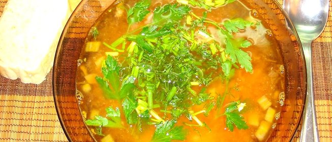 Рыбный суп из консервированной горбуши