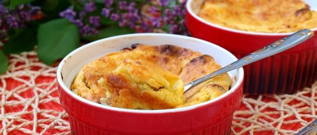 Творожная запеканка с изюмом