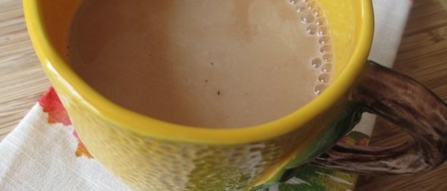 Чай с молоком и кардамоном