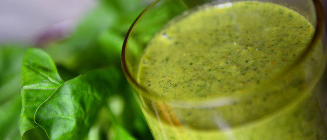 Смузи из шпината и фруктов