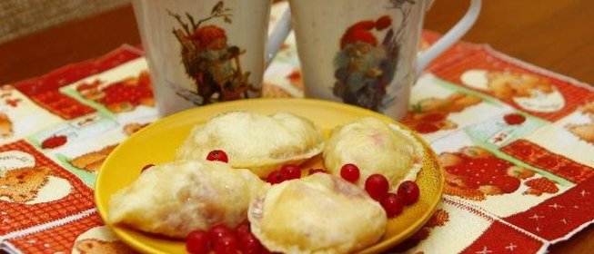 Вареники с ягодами на кефире