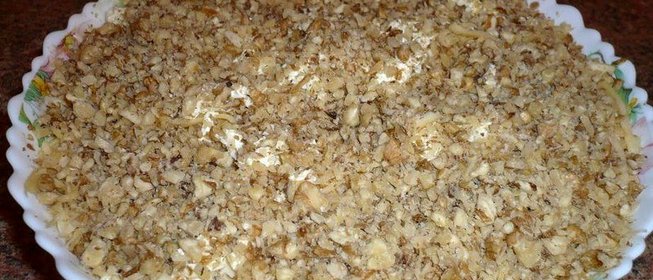 Слоеный салат с курицей и яблоками