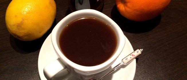 Кофе с пряностями, цедрой и коньяком