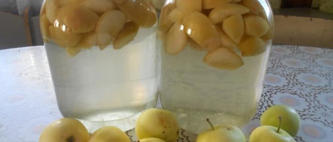 Яблочный компот