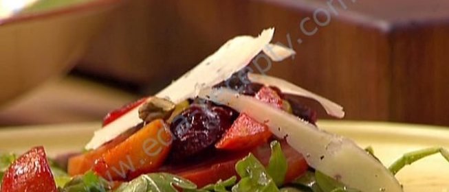 Диетический салат с куриной печенью